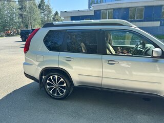 2011 Nissan X-Trail II Рестайлинг, серебристый, 1350000 рублей, вид 4