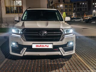 2019 Toyota Land Cruiser 200 Series Рестайлинг 2, белый, 5500000 рублей, вид 2