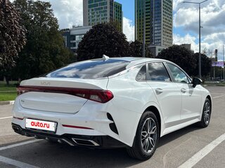 2022 Kia K5 III, белый, 3200000 рублей, вид 4