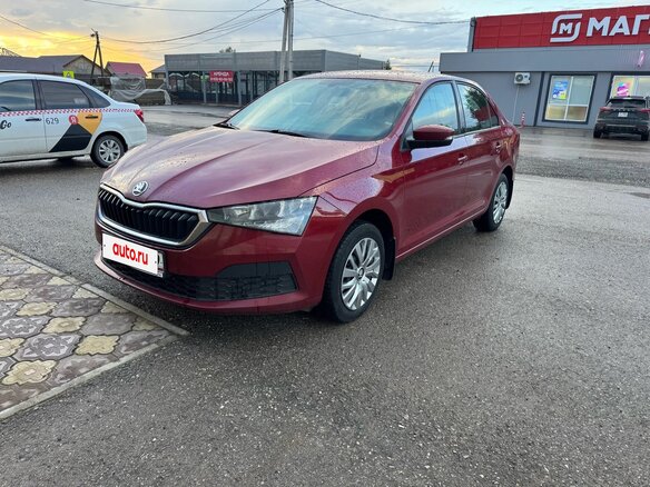 2022 Skoda Rapid II, красный, 1480000 рублей