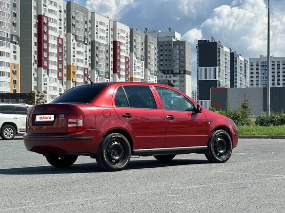 2007 Skoda Fabia I Рестайлинг, красный, 280000 рублей - вид 3