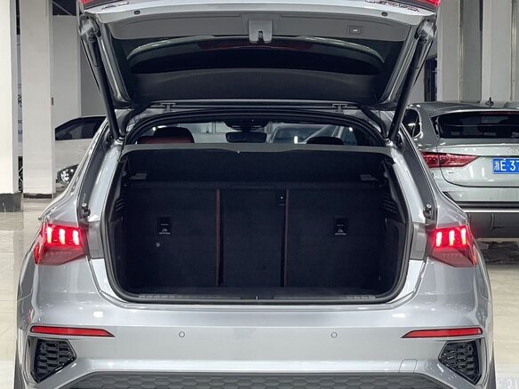 2023 Audi A3 Sportback 35 TFSI IV (8Y), серый, 2267443 рублей - вид 16