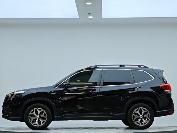 2023 Subaru Forester V Рестайлинг, чёрный, 2520000 рублей - вид 7