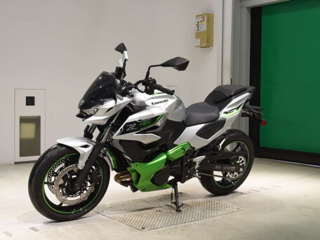 2025 Kawasaki Z7, серебристый, 1000000 рублей, вид 4