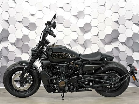 2023 Harley-Davidson Sportster S, чёрный, 1399000 рублей, вид 4