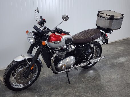 2016 Triumph Bonneville T120, красный, 859000 рублей, вид 4