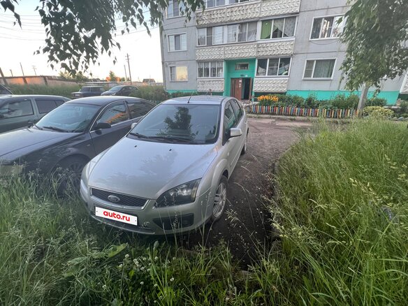 2005 Ford Focus II, серебристый, 390000 рублей - вид 1