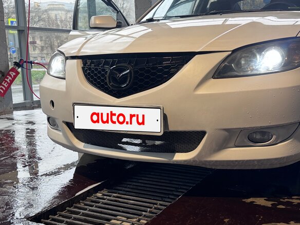 2008 Mazda 3 I (BK) Рестайлинг, белый, 350000 рублей - вид 11