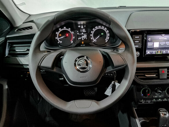 2021 Skoda Rapid II, белый - вид 20