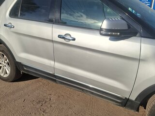 2014 Ford Explorer V, серебристый, 1900000 рублей, вид 2