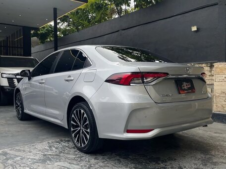 2022 Toyota Corolla XII (E210), серебристый, 1550000 рублей, вид 4