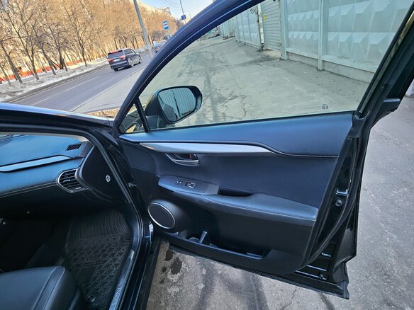 2021 Lexus NX 200 I Рестайлинг, чёрный, 3800000 рублей - вид 12