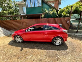 2007 Opel Astra GTC H Рестайлинг, красный, 460000 рублей, вид 4