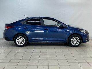 2021 Hyundai Solaris II Рестайлинг, синий, 1580000 рублей, вид 5