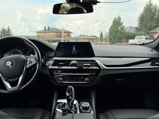 2020 BMW 5 серии 520d xDrive VII (G30/G31/G38), чёрный, 3600000 рублей, вид 5