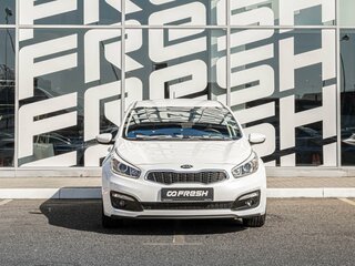 2016 Kia Ceed II Рестайлинг, белый, 1375000 рублей, вид 3