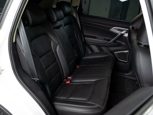 2021 Geely Atlas I, белый, 1770000 рублей - вид 9