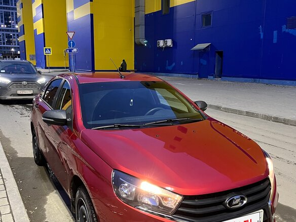 2021 Lada (ВАЗ) Vesta I, красный, 820000 рублей - вид 4