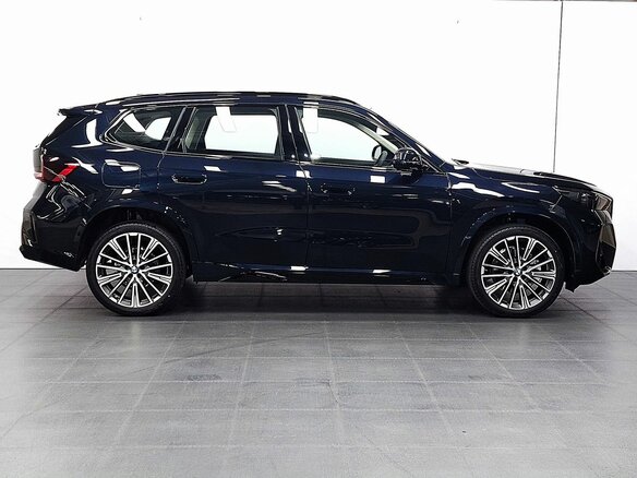 2026 BMW X1 Long 25Li xDrive III (U11/U12), чёрный, 6100000 рублей - вид 29