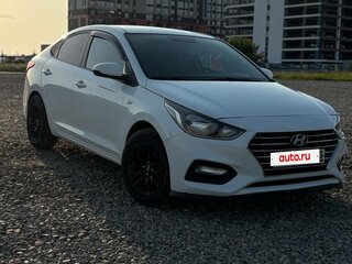 2019 Hyundai Solaris II, белый, 1350000 рублей, вид 5
