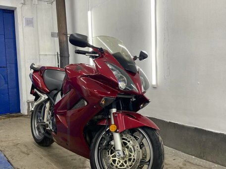 2007 Honda VFR 800, пурпурный, 597922 рублей, вид 1