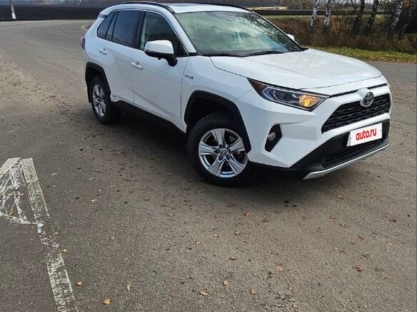 2020 Toyota RAV4 V (XA50), белый, 3500000 рублей - вид 7