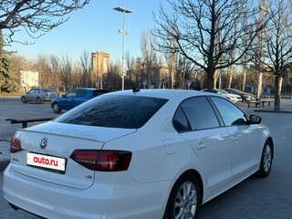 2016 Volkswagen Jetta VI Рестайлинг, белый, 1400000 рублей, вид 4