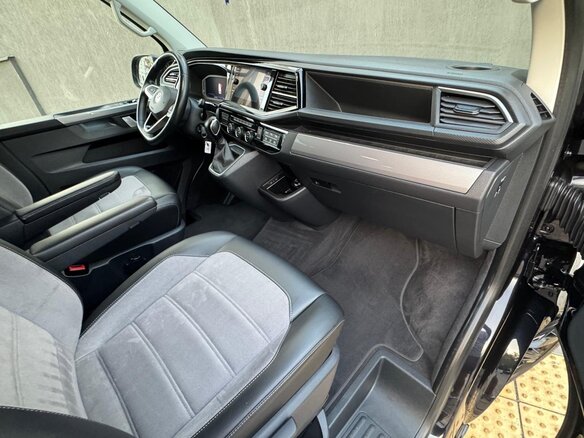 2020 Volkswagen Multivan T6 Рестайлинг, чёрный, 4700000 рублей - вид 7