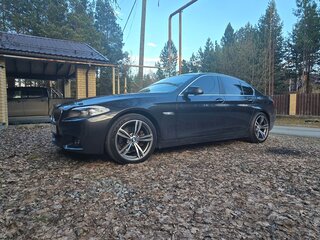 2010 BMW 5 серии 528i VI (F10/F11/F07), серый, 2500000 рублей, вид 2