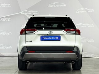 2021 Toyota RAV4 V (XA50), белый, 4000000 рублей, вид 4
