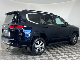 2023 Toyota Land Cruiser 300 Series, чёрный, 8599000 рублей, вид 4