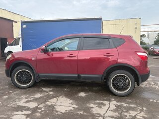 2011 Nissan Qashqai I Рестайлинг, красный, 720000 рублей, вид 1