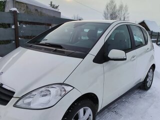 2012 Mercedes-Benz A-Класс 180 II (W169) Рестайлинг, белый, 860000 рублей, вид 1