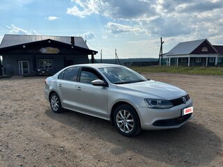 2014 Volkswagen Jetta VI Рестайлинг, серебристый, 580000 рублей, вид 3