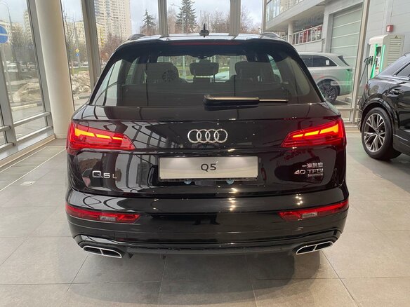 2025 Audi Q5 L 40 TFSI II (FY) Рестайлинг, чёрный - вид 4