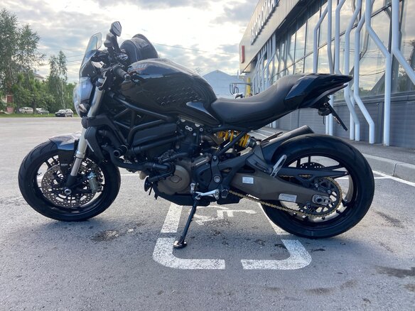 2014 Ducati Monster 821, чёрный, 600000 рублей - вид 6