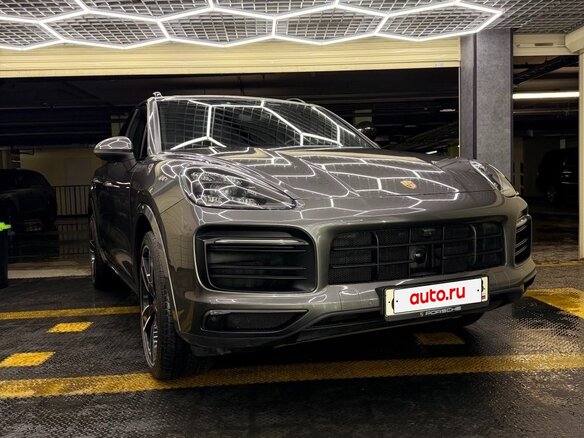 2020 Porsche Cayenne S III, серый, 6300000 рублей - вид 4