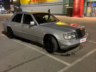 1988 Mercedes-Benz W124 230, серый, 260000 рублей, вид 5