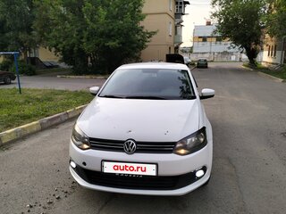 2014 Volkswagen Polo V, белый, 490000 рублей, вид 2