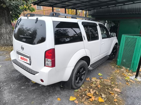 2008 Nissan Pathfinder III, белый, 1670000 рублей - вид 1