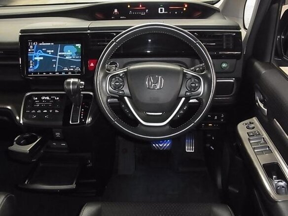 2019 Honda Stepwgn Spada V Рестайлинг, синий, 1700000 рублей - вид 6
