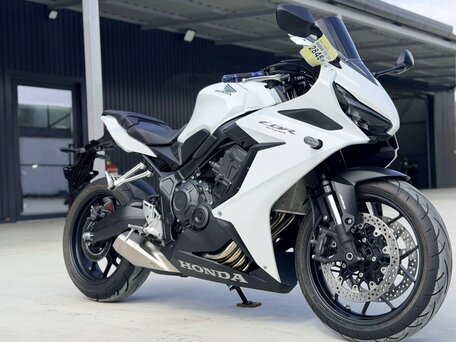 2023 Honda CBR 650R, белый, 1080000 рублей, вид 1
