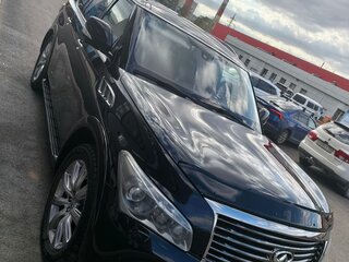 2010 Infiniti QX56 II, чёрный, 2100000 рублей, вид 4