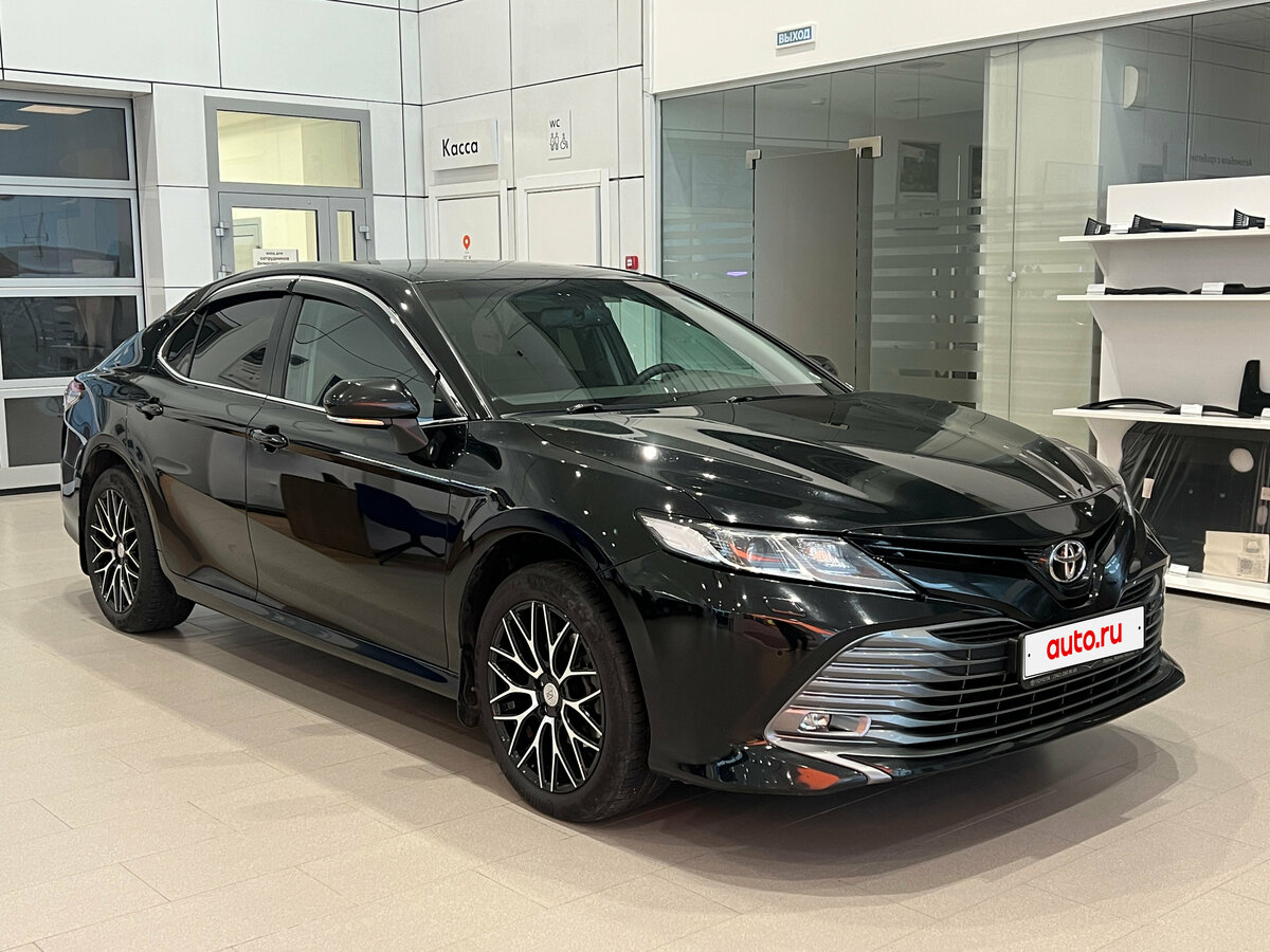 Открыть фотографии: Toyota Camry VIII (XV70)
