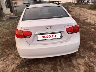 2010 Hyundai Elantra IV (HD), белый, 460000 рублей, вид 3