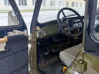 2000 УАЗ 315142, зелёный, 320000 рублей, вид 5