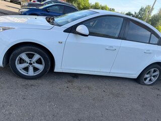 2011 Chevrolet Cruze I, белый, 600000 рублей, вид 3