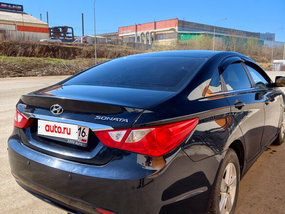 2010 Hyundai Sonata VI (YF), синий, 850000 рублей - вид 7