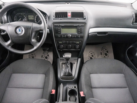 2008 Skoda Octavia II (A5), серебристый, 499000 рублей - вид 9
