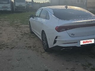 2021 Kia K5 III, белый, 1628000 рублей, вид 4